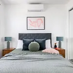 3 Bedroomtownhouse-Free Parking