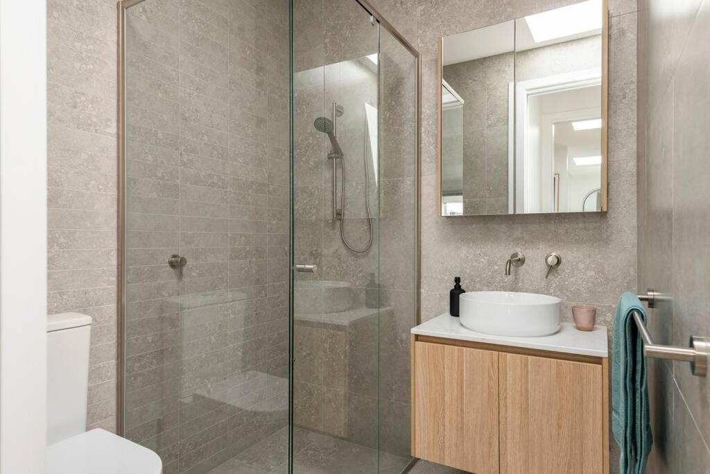 3 Bedroomtownhouse-free Parking Holiday home *